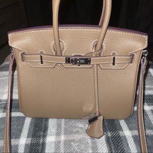 erin padlock handbag